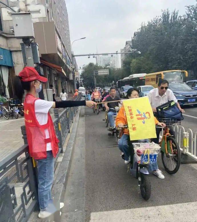 校园社会实践活动丨迎泽区滨河小学:为交通"疏经活络",树立文明出行