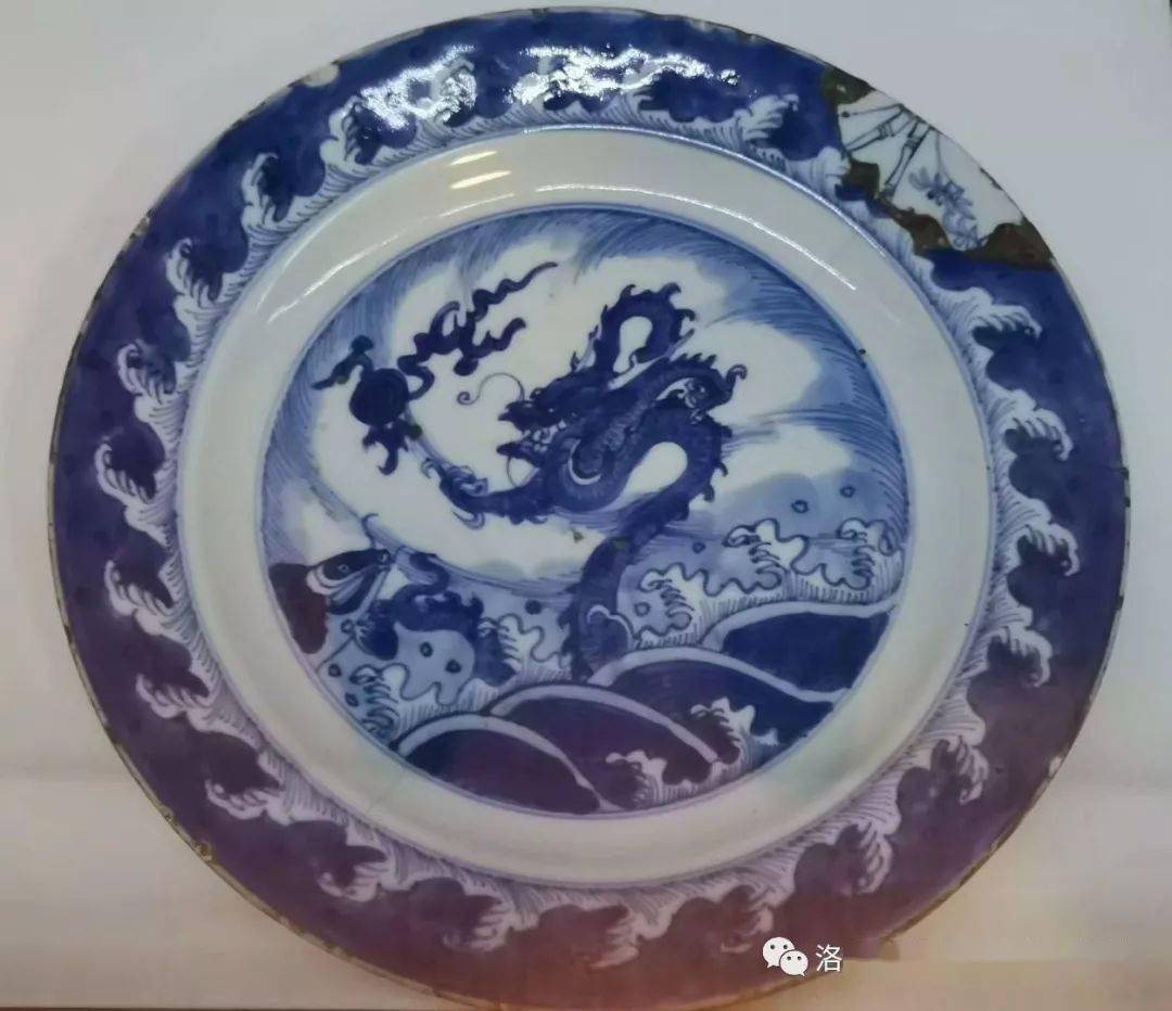 康熙青花瓷器升值较快,但高仿品较多,请多看看本文中这些真品和标本