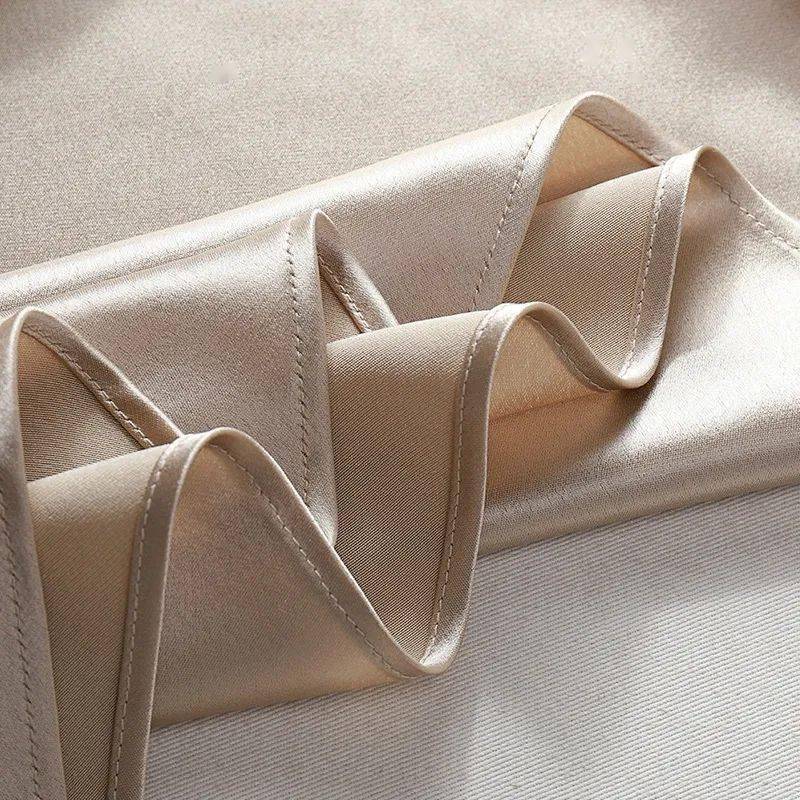 裙子|好物┃风靡时尚圈的丝滑半裙，穿上显瘦10斤还美得很高级！