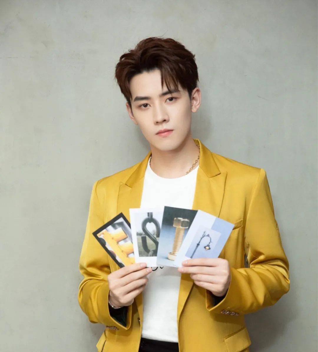 任豪|“用脸杀人”的他，这次古装却一般？