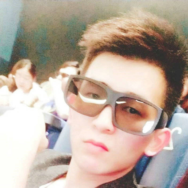 兄弟|童纬男 廖家伟给双胞胎兄弟歌手李青留下了深刻的印象