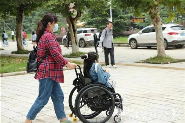 关淑婧|关淑婧同学，武汉欢迎你