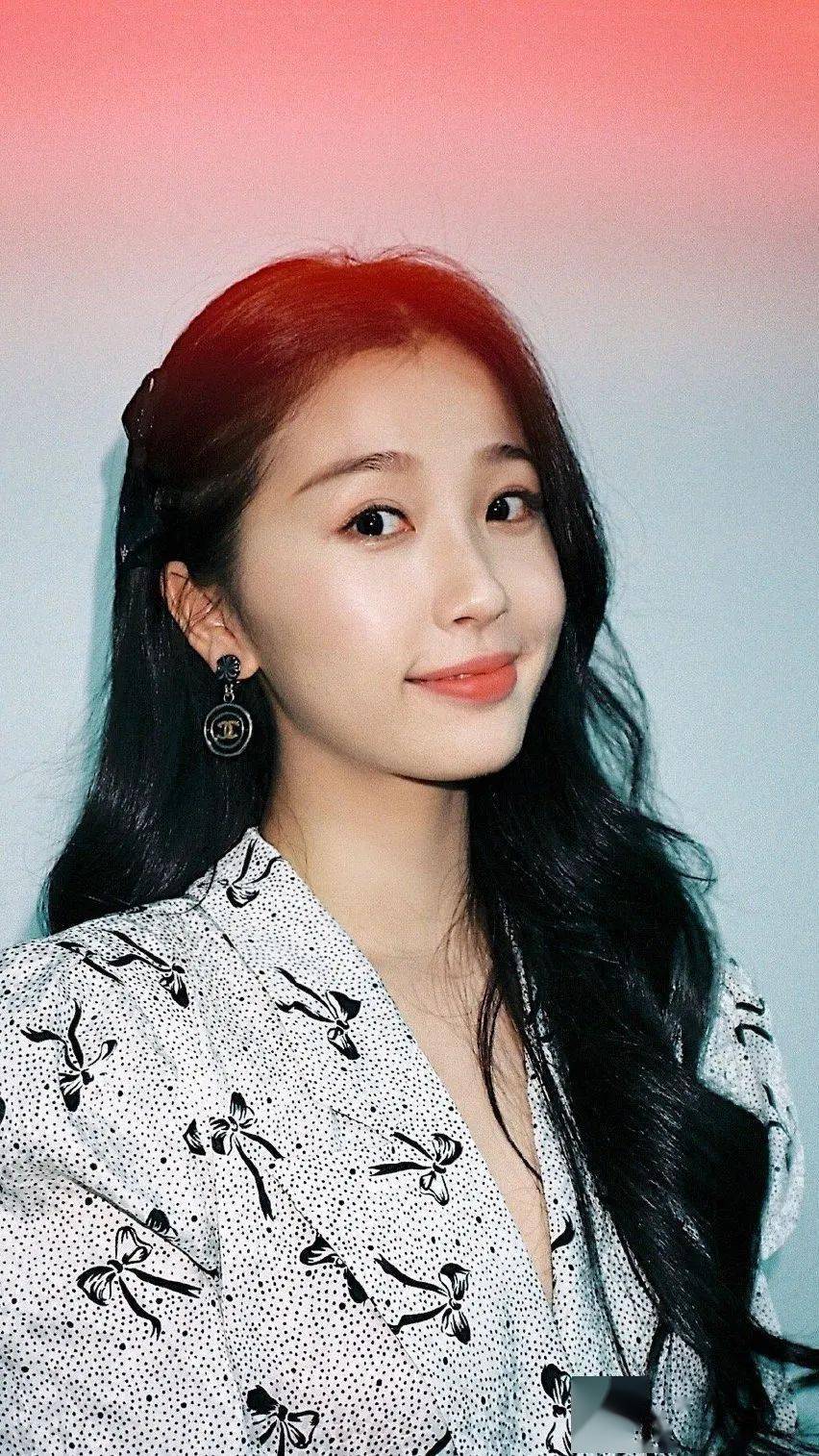 卷发|今年秋冬最C位的发型 杨幂赵丽颖都帮你们想好啦！