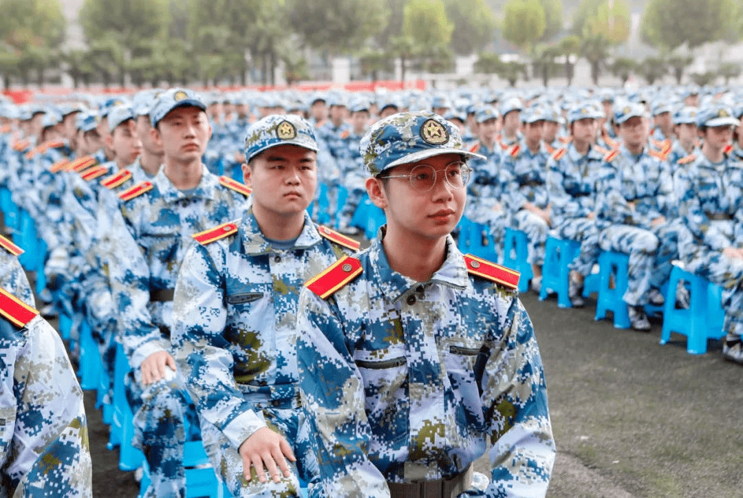 大学|做奋斗的追梦人高校书记校长第一课? | 江苏科技大学周南平:不负芳华