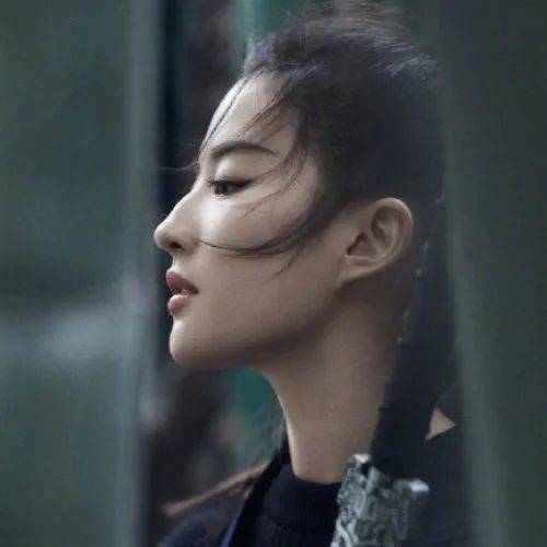 鼻子|每刻美丨有一个高挺的鼻子是什么体验?