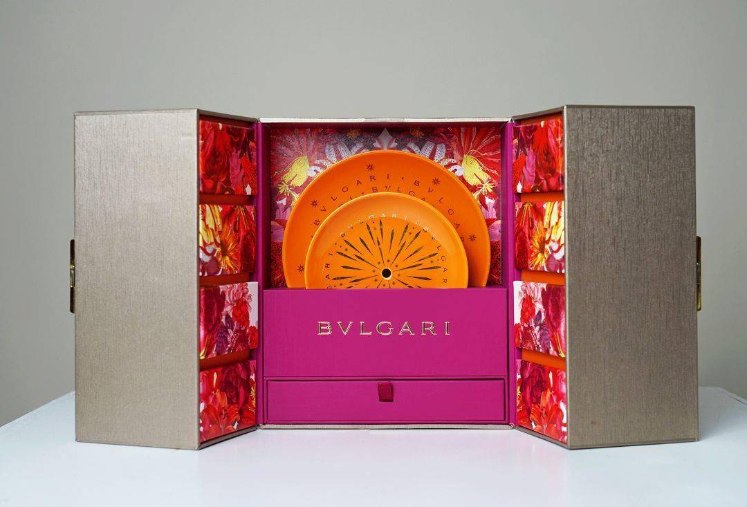 宇博|宇博带着他60个大牌月饼又来啦！这次要全部送给客官们！