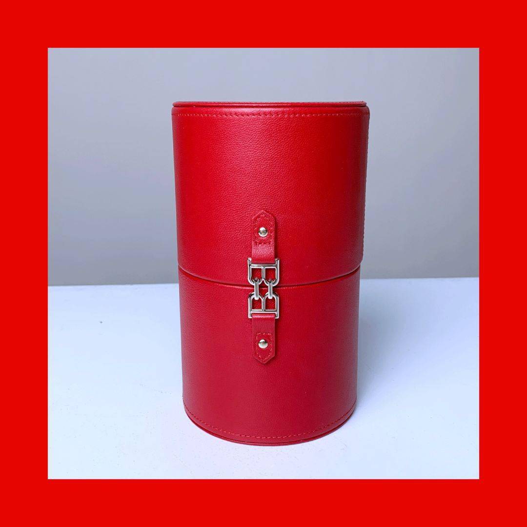 宇博|宇博带着他60个大牌月饼又来啦！这次要全部送给客官们！