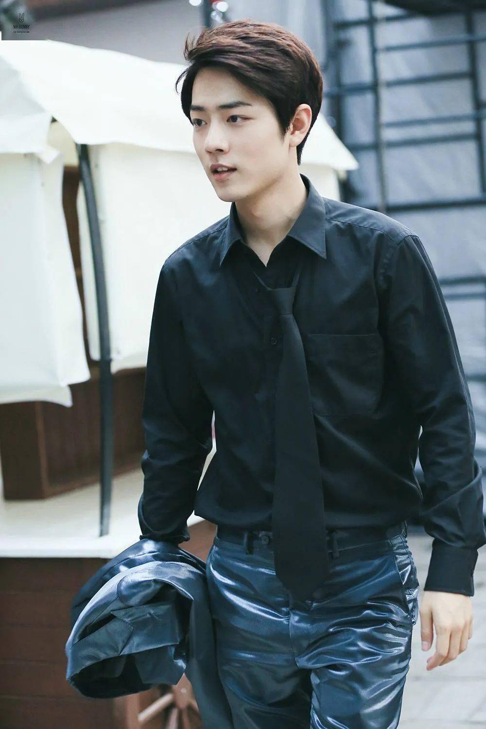 马楠|秋天,是最适合穿衬衫的季节