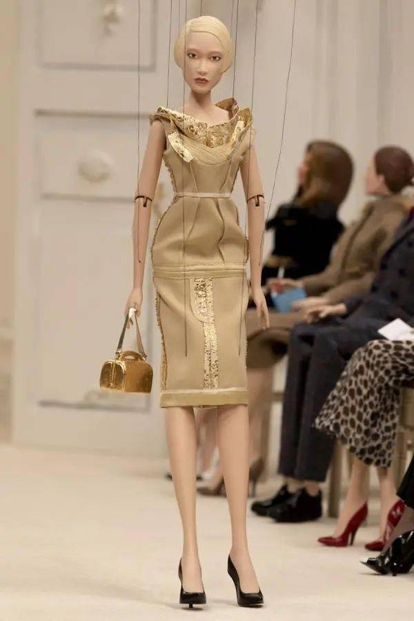 时装周|所以,以后时装周都没人了吗?