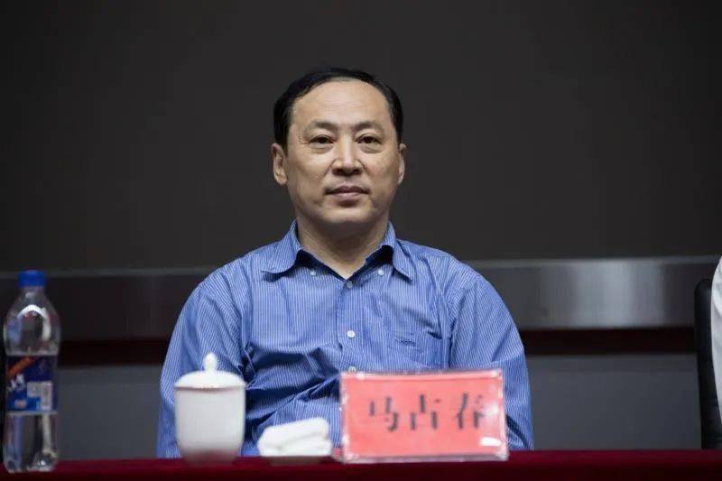 大东区委书记王新北,一级巡视员白实,市人大常委会副秘书长李军,沈阳