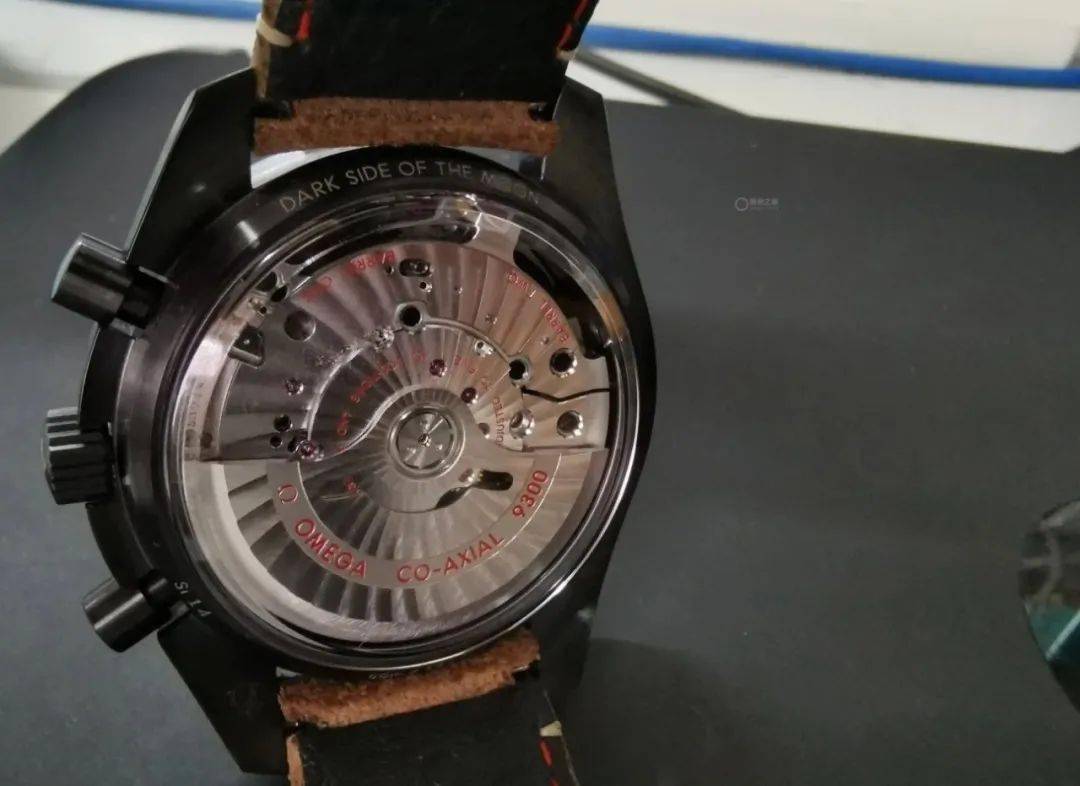 陶瓷|买超霸不需要理由 奖励自己的月球表