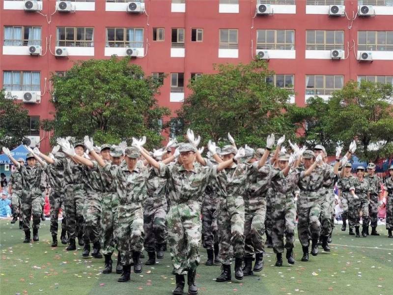 华夏|一个校园体育节，演绎千年华夏文明