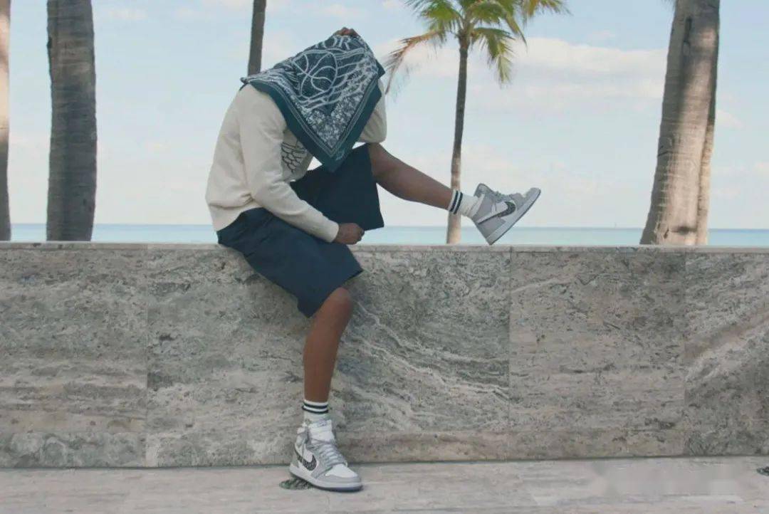 Stussy|10万的Dior X AJ不算啥，20万的Dior踏板车才是真香！