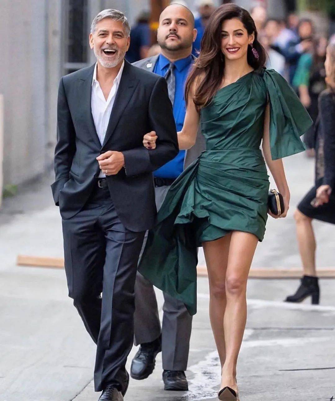 阿玛尔|收服宇宙级男神、站上联合国舞台,女人最高级的美都在她身上……