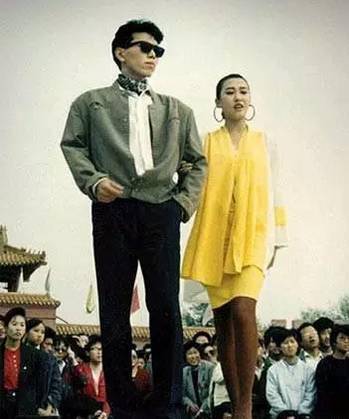 年代|90年代的成都，竟然也有这么时尚的街拍！