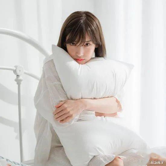 姐姐|弹琴性感画面让人心跳加速 来自韩国的钢琴小姐姐