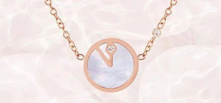 表盘|告别街款，这个丹麦女王钦点的小众手表，让你美的独一无二