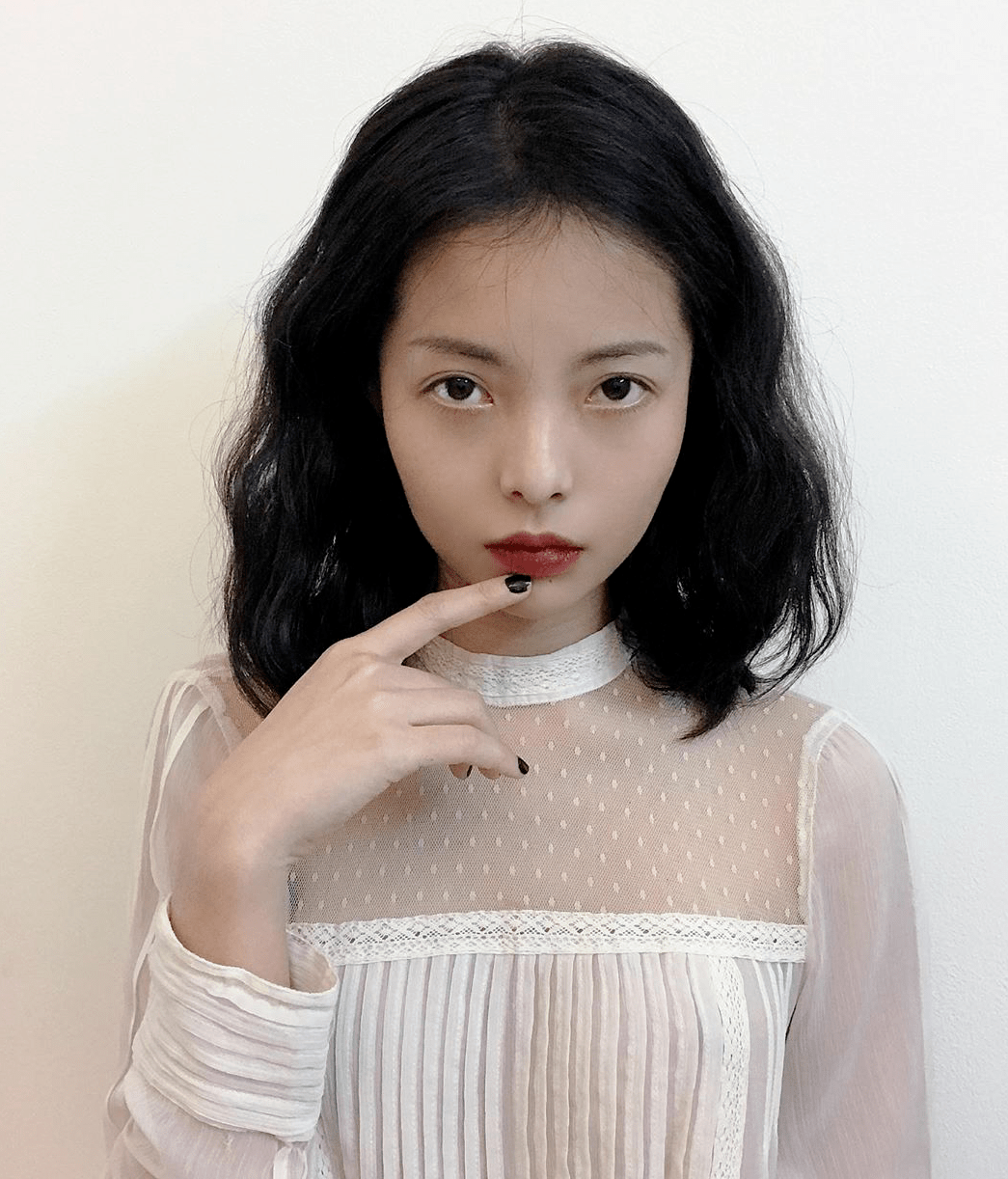 造型|入秋必选的第一款锁骨发造型