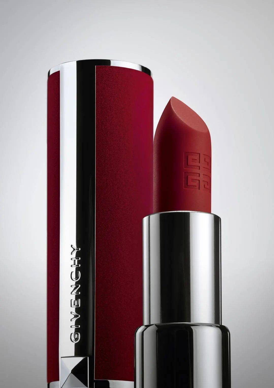 时装周|上海时装周SIFS携众合作伙伴开启新一季时尚盛典