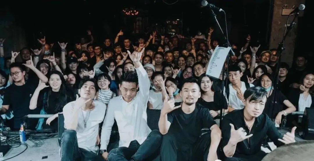 专访丨从不可撤销到迷幻世界的硬汉浪漫