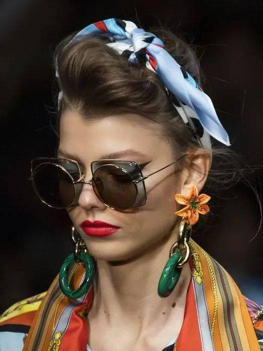 配饰|拉风派vs精致派?你pick哪一种配饰style?