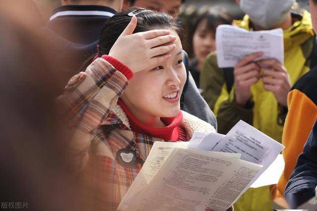 全国各地人均经济总量_全国各地美食图片(3)