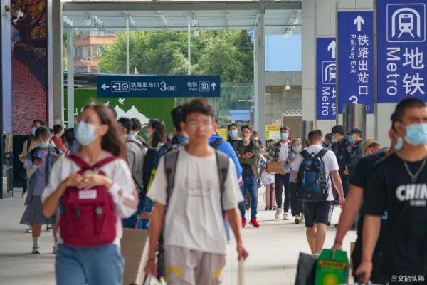 旅客|蒙自建水大理丽江客流持续火爆 黄金周前两日 云南铁路发送旅客47.7万人