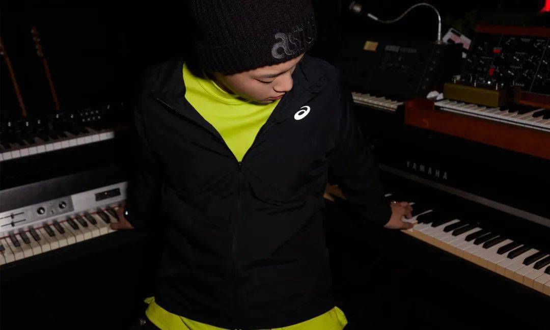 合作|赋予 ASICS 和 Chace 极强风格特质的，究竟是什么？