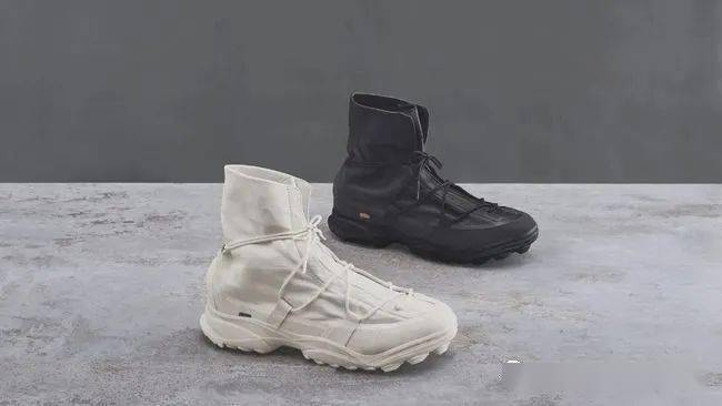 Waffle|侃鞋丨阿迪达斯的2020：惨痛之下，仍有光芒