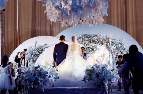 「2019年10月结婚」今年国庆假期婚礼有多“火”？婚礼主持人连轴转“顺便”自己结婚