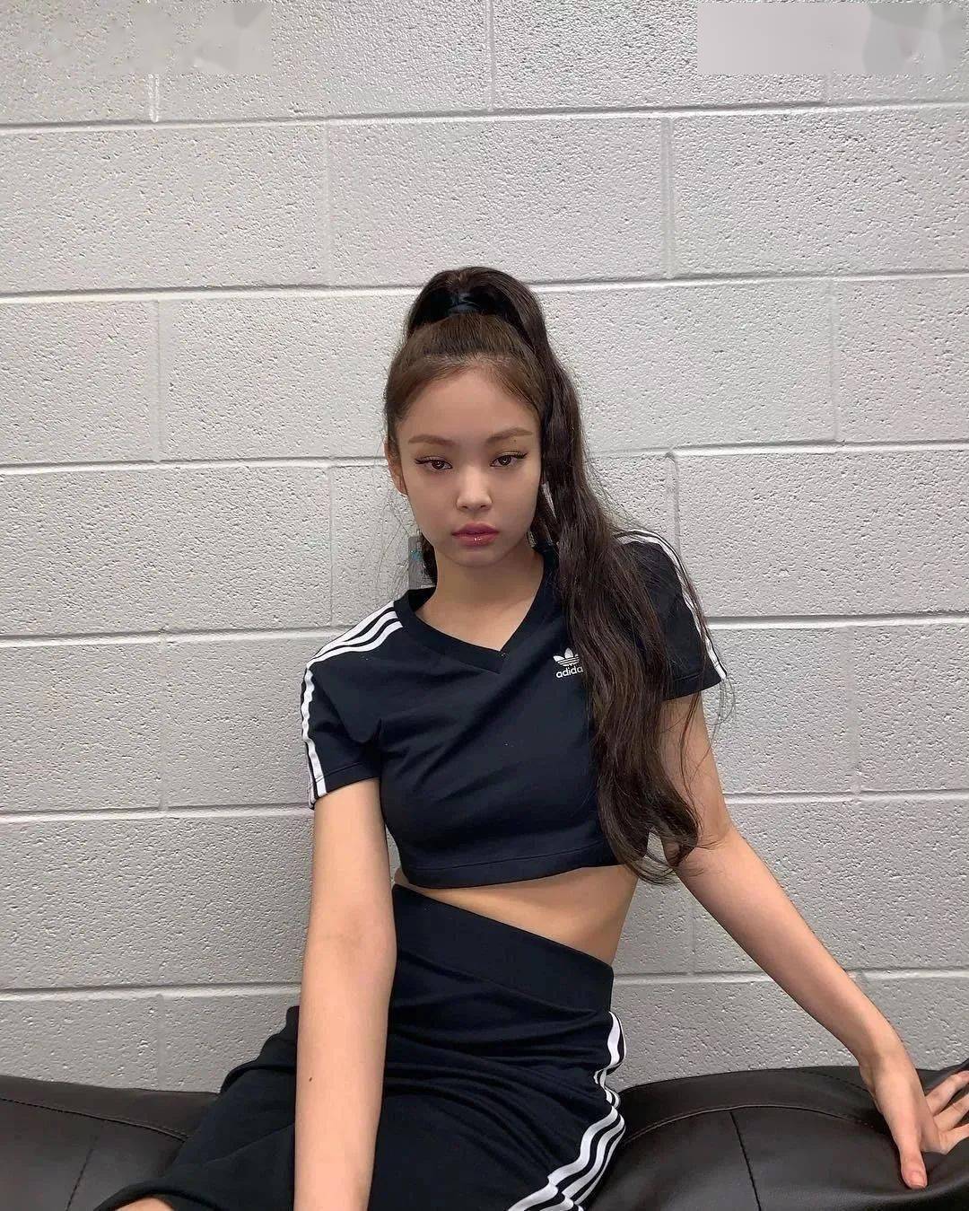 头发|别再烫羊毛卷了！今年流行“海藻卷”，减龄又显脸小！