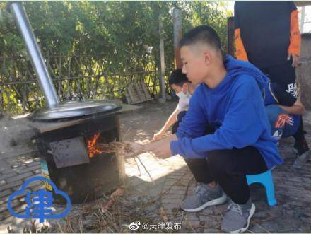 收货|钓螃蟹、挖红薯、掰玉米……收货的季节这么过！