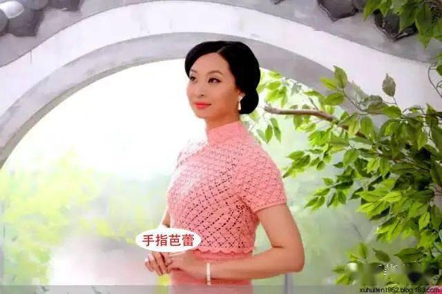 中国|大家想看看我穿钩织旗袍的样子 化纤线钩织的旗袍