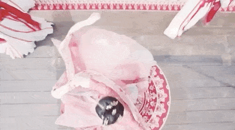 在线|看完娜扎的在线求助，我笑着笑着就哭了……