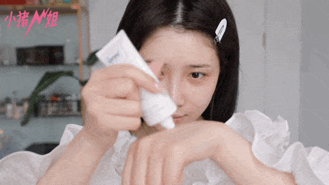 在线|看完娜扎的在线求助，我笑着笑着就哭了……