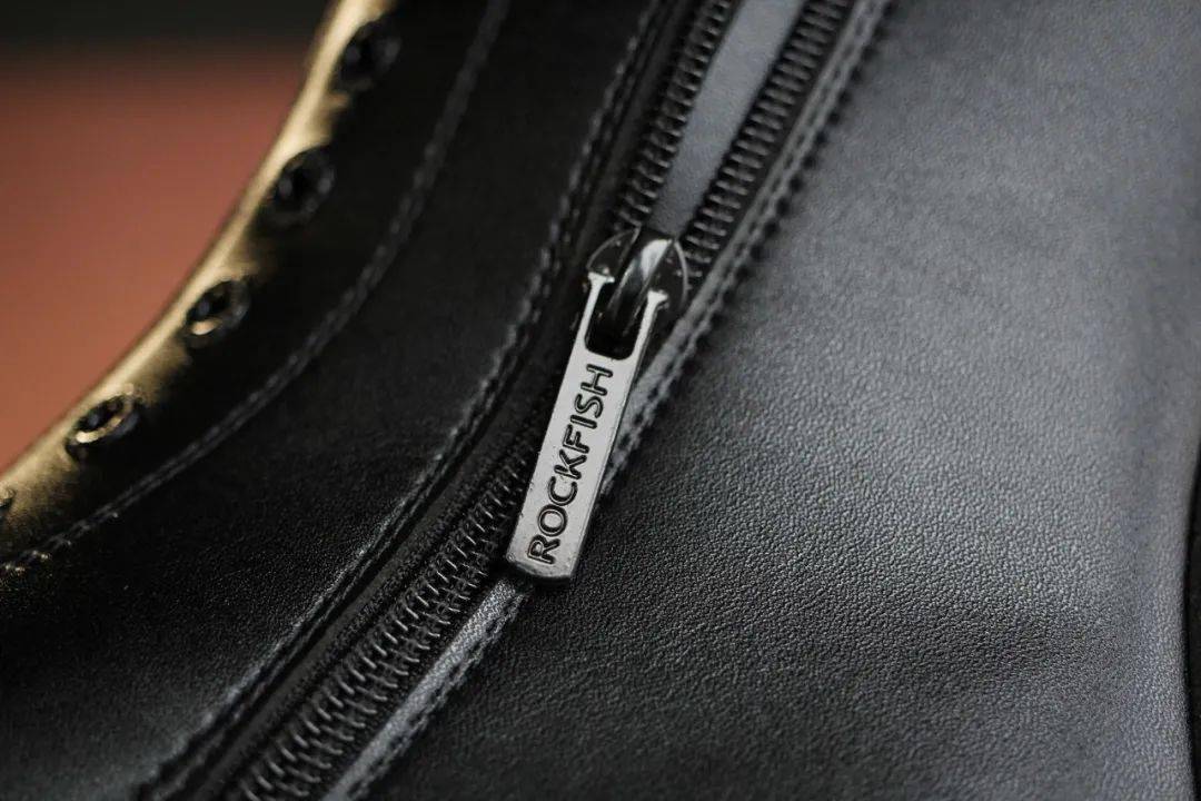 刘涛今|刘涛今秋战靴，一穿增高5cm？英伦百年传承，防水防污！