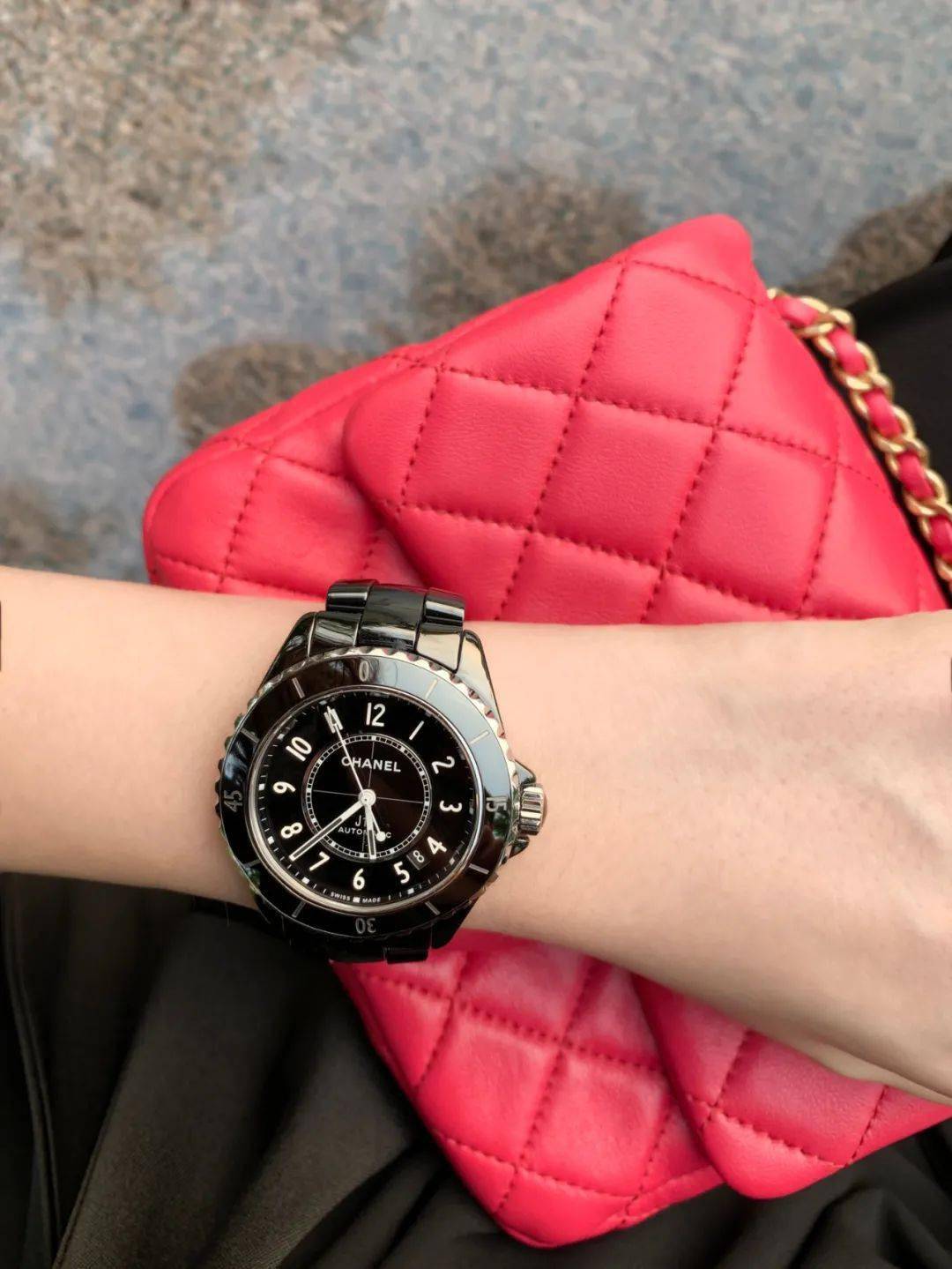 时候|#香奈儿J12#陪我专心搞事业