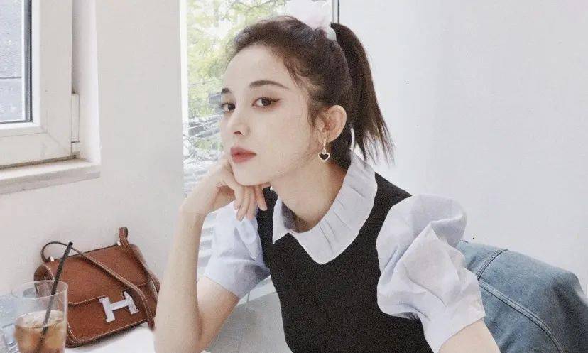 在线|看完娜扎的在线求助，我笑着笑着就哭了……