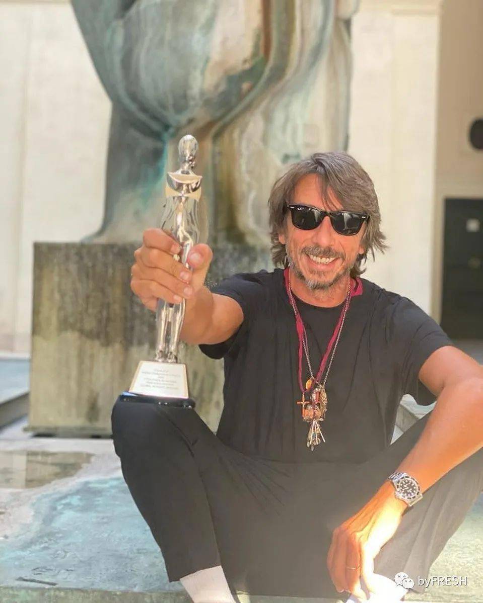 女装|谁是2020年全球最佳女装设计师？