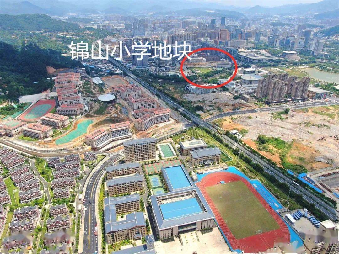 已建成的龙岩体育运动学校和龙岩一中锦山校区锦山小学作为龙腾路板块