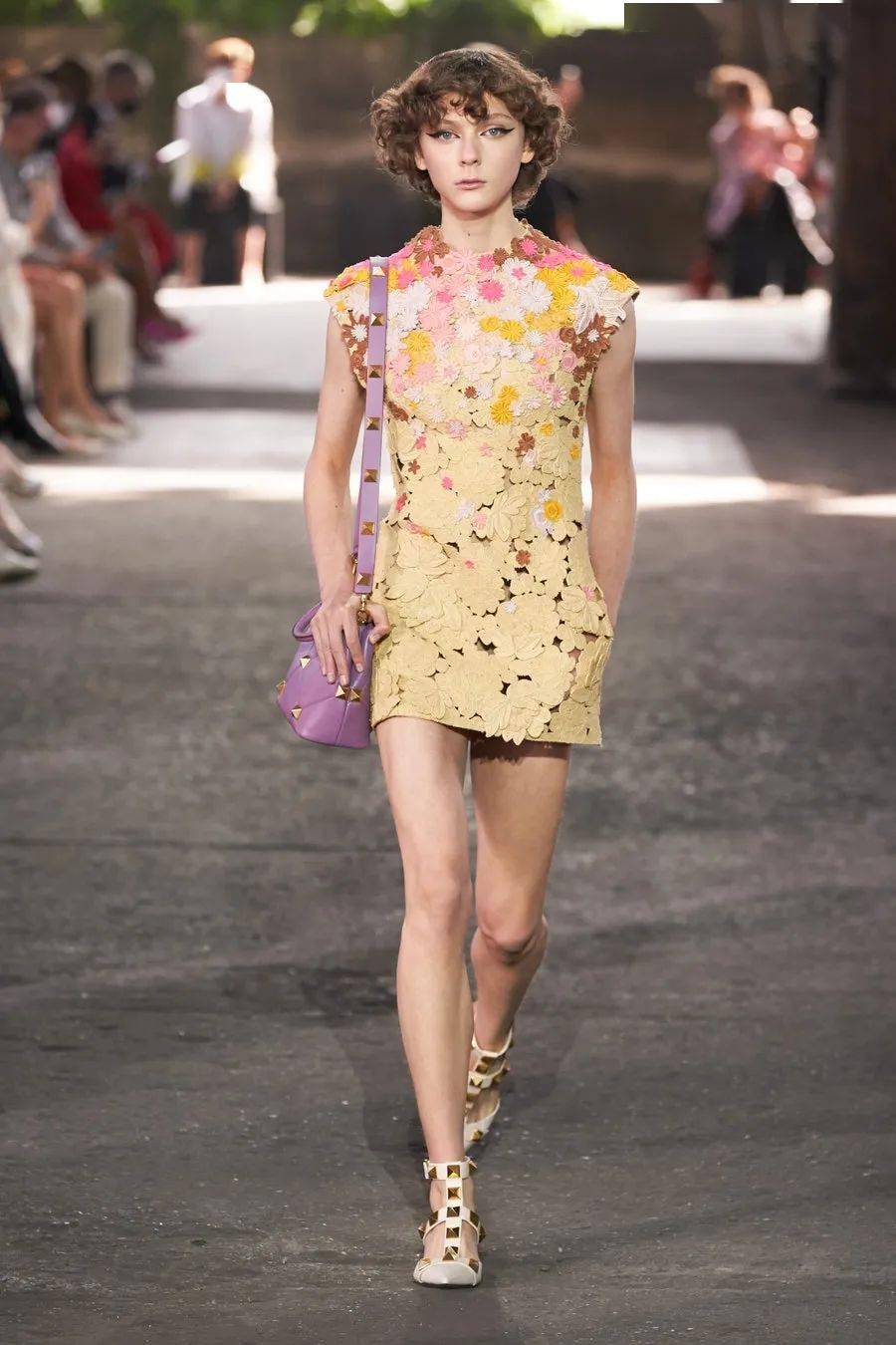 印花|2021米兰春夏时装周，美丽的事物带来新的希望（下）