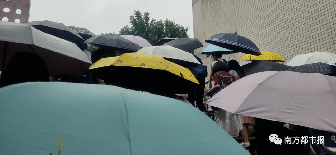 被窝|一位广东大学生时隔9个月返校，被窝发出难闻气味，这还没完