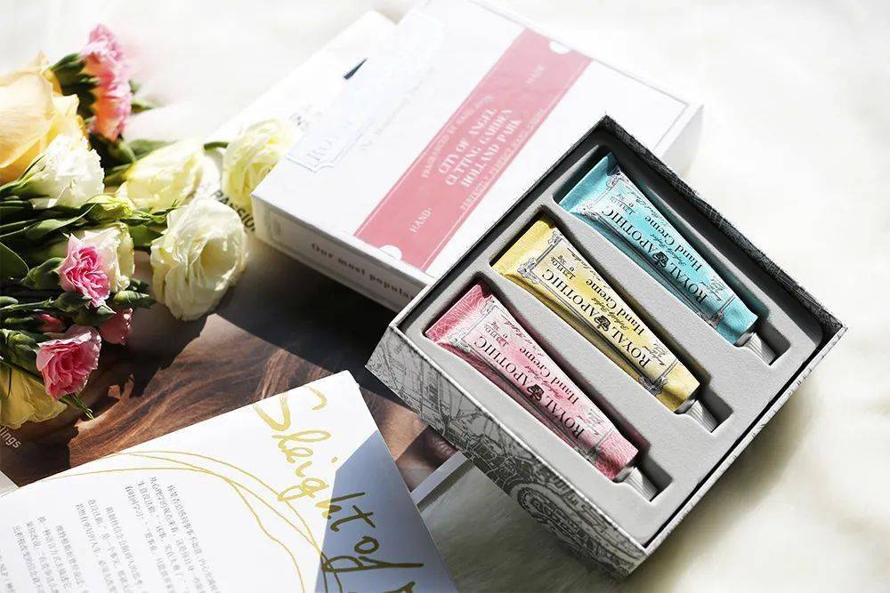 Royal|让贝嫂为之着迷的护手霜！英王室200年香氛配方，让双手回归婴儿般娇嫩！