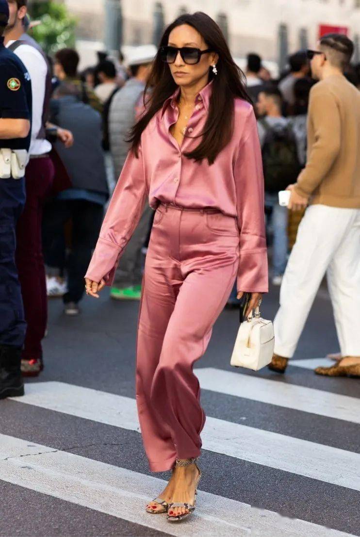 女人|聪明的女人，懂得穿套装