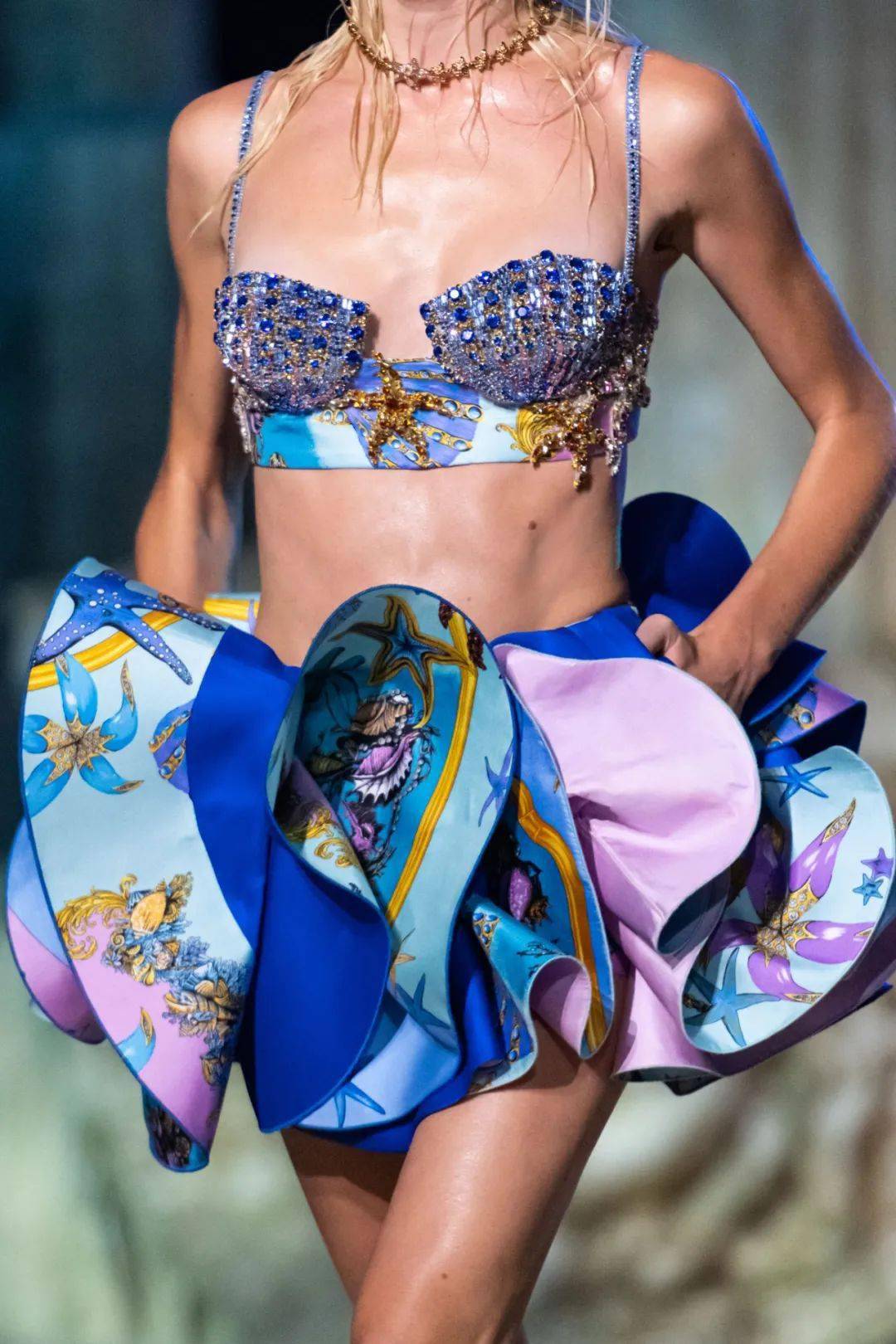 印花|2021米兰春夏时装周，美丽的事物带来新的希望（下）