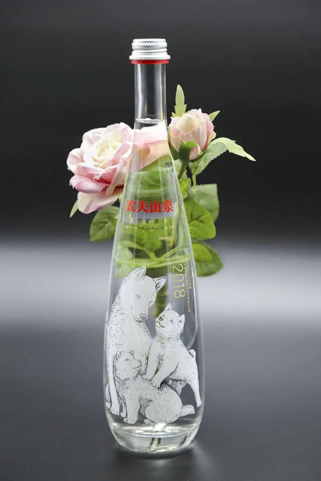 设计|一流的包装设计，「农夫山泉」可能是家被卖水耽误的广告公司