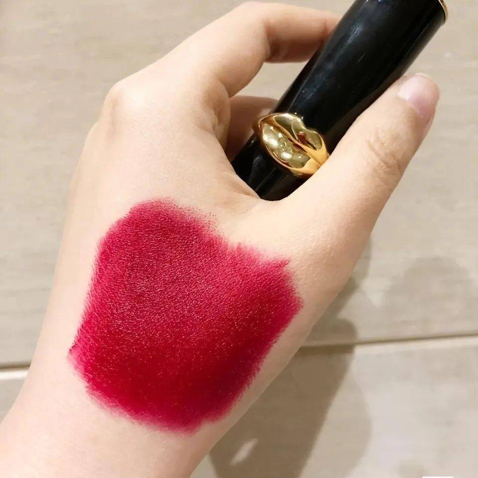 素人但|虽然是素人但没关系！这几支口红让你成为“合照杀手”！
