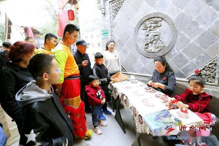 社火表演轮番上阵，忻州古城宁武县文旅推介活动精彩纷呈