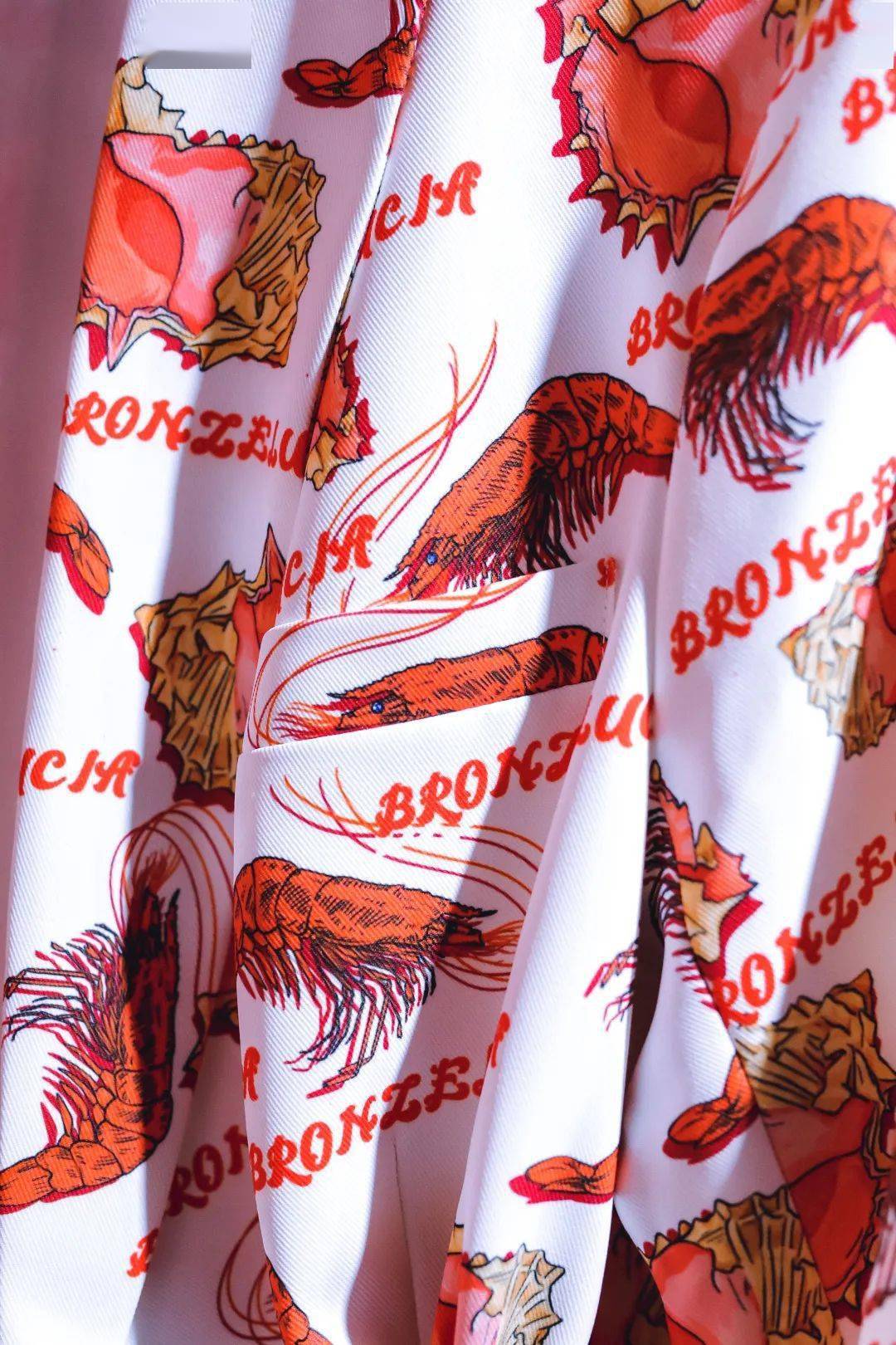 陆玺娅|不愧是你！本季最“拼”的设计师品牌～