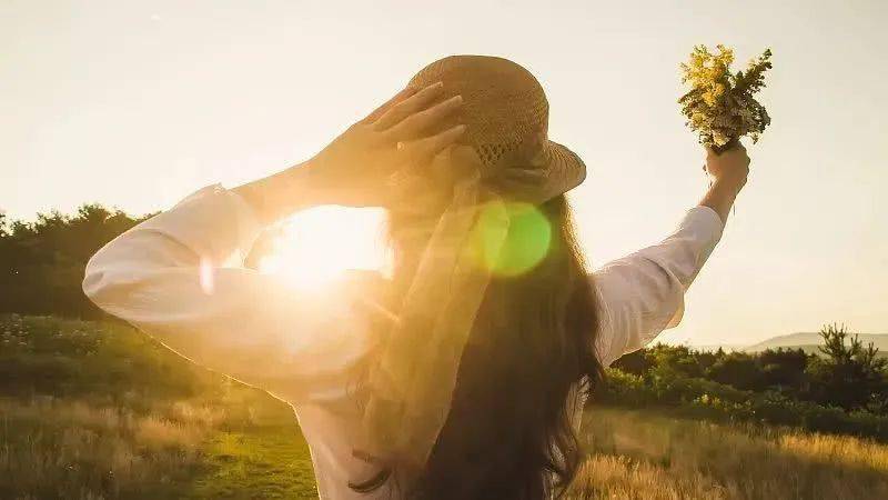 怎样让自己变得乐观点 2cbe630dbcc7475a8d56e7fab4c21462.jpeg